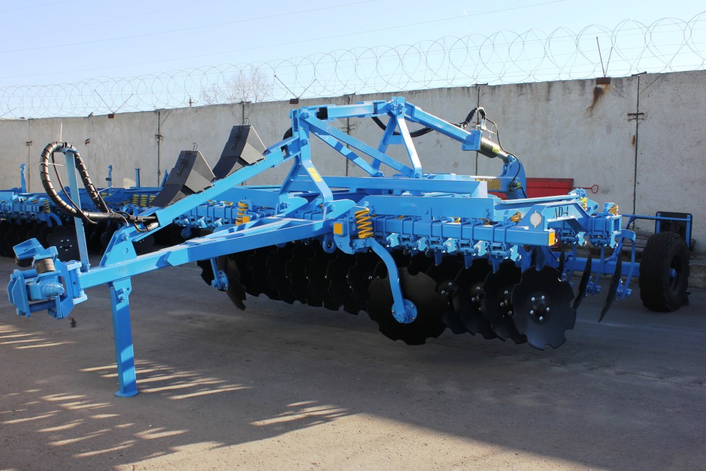 Борона дисковая АД-4М-borona-tigarbo-ad-4-zahvat-4-metra (1) Борона дисковая АД-4М